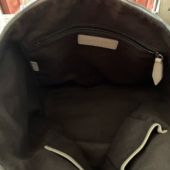 Authentic Burberry Horseferry Smoked Tote - Picture 6 of 6